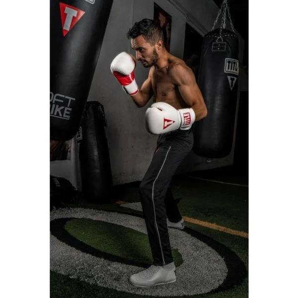 TITLE Essential Boxing Gloves - Image 5