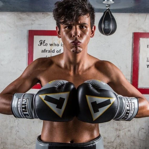 TITLE Icon I-Tech Lace Training Gloves - Image 5